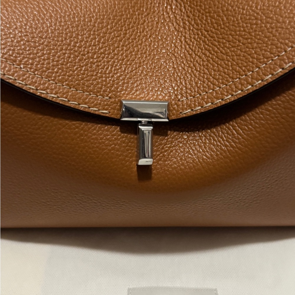 Toteme Brown Leather Crossbody Bag - Picture 2 of 15